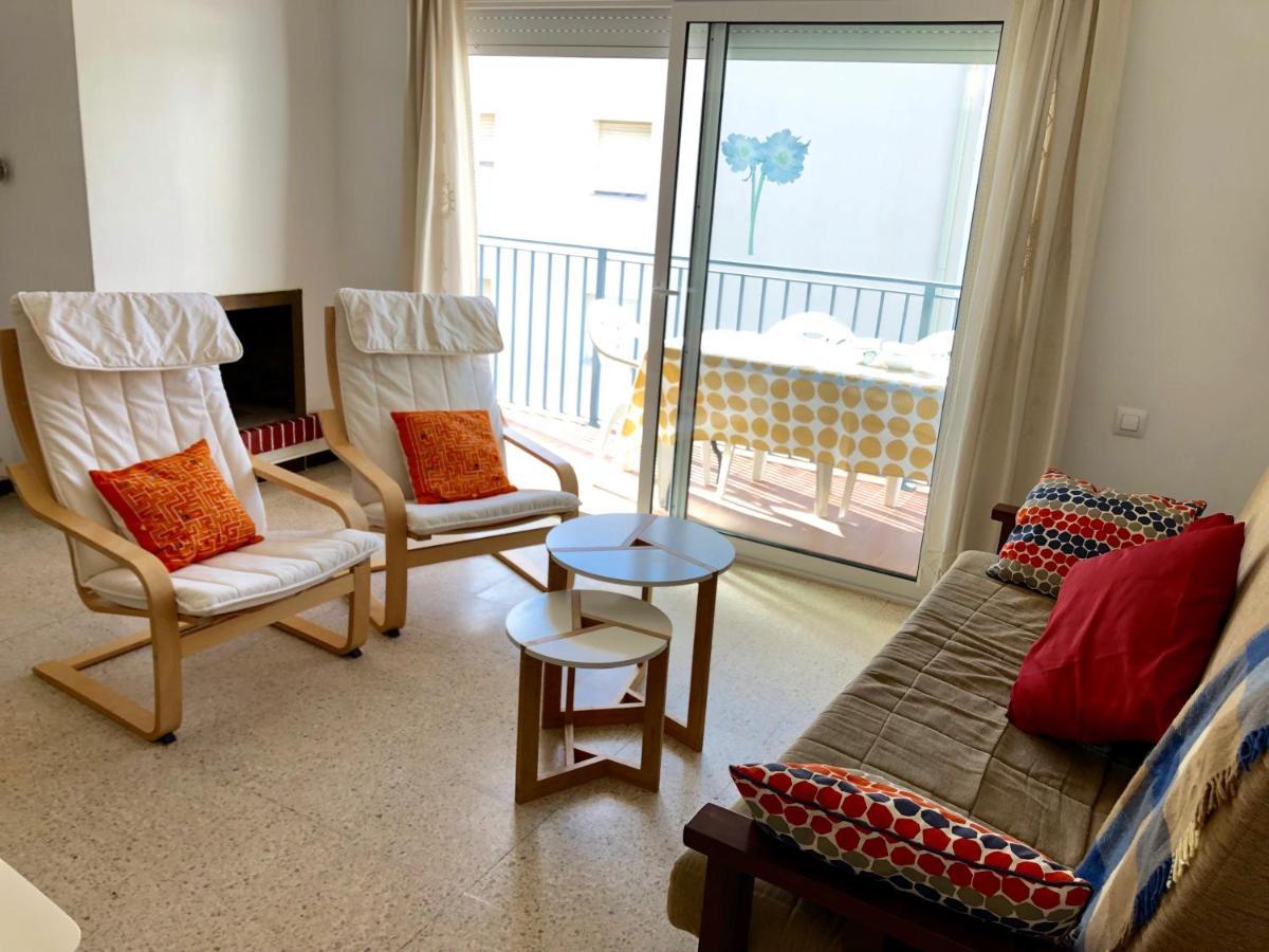 Apartamentos Aquarium. 150 Metros Playa. Росас Экстерьер фото